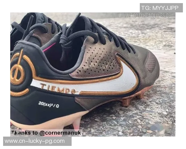 探索串9足球鞋的卓越性能与时尚设计，助你在球场上尽显风采与实力